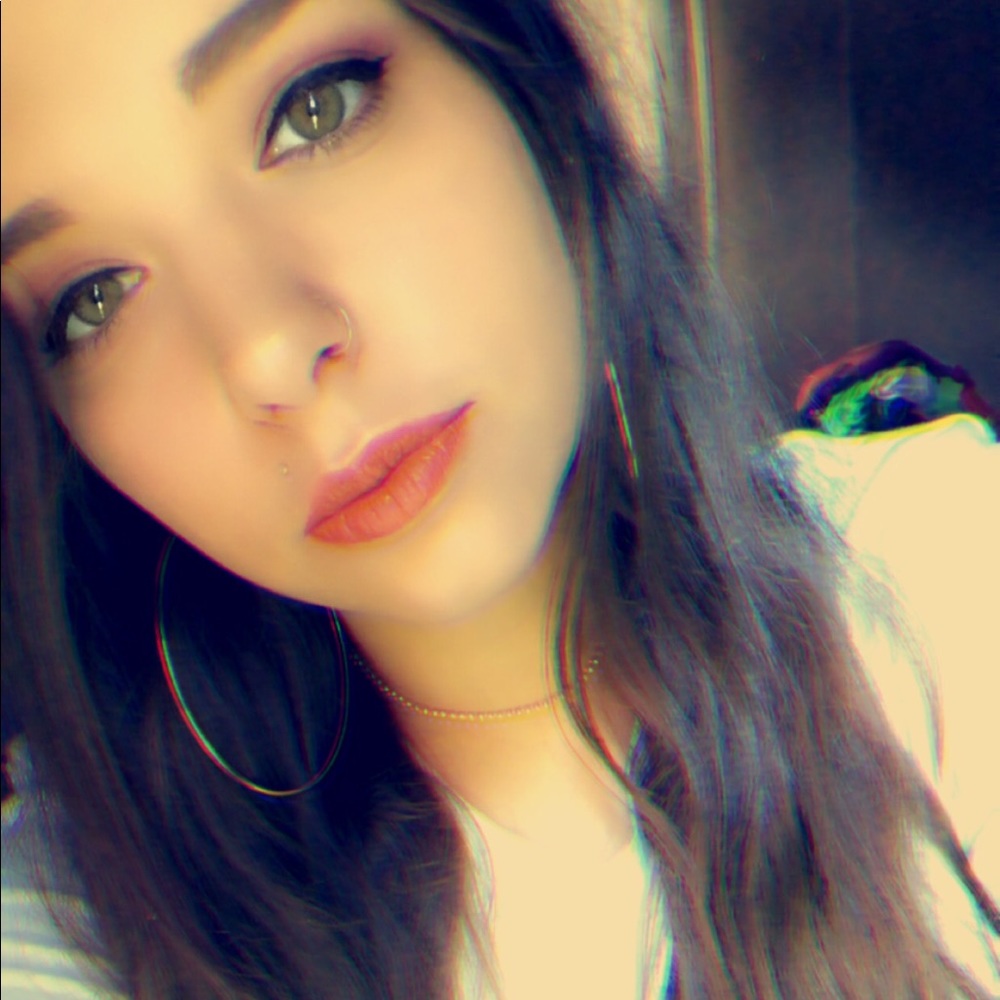 Meet your Posher, Alice